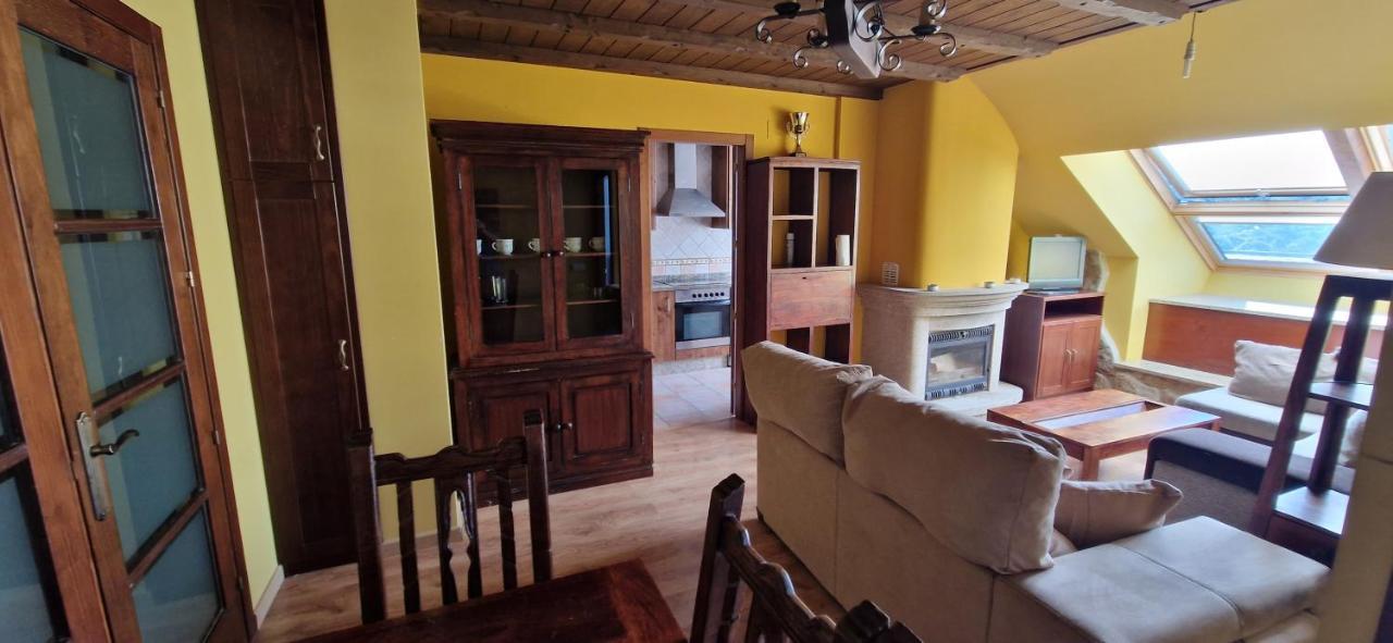 فيلا Casa Rustica Cesar Lubián المظهر الخارجي الصورة